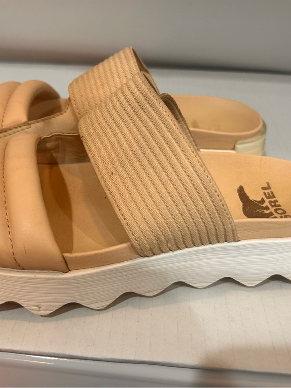 Sorel Women's Size 8 Vibe  Strap Slide Sandal